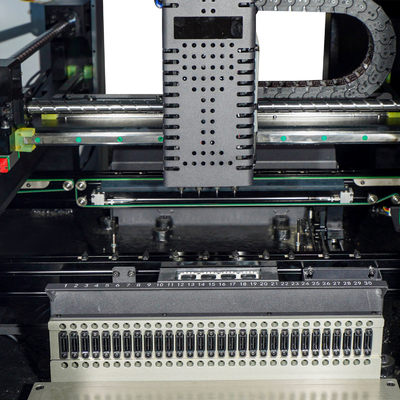 102 Feeder Soldering Smd Pick And Place Machine Desktop
